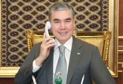 Gurbanguli Berdimuhamedov, Özbekistan Devlet Başkanı ile telefon görüşmesi gerçekleştirdi