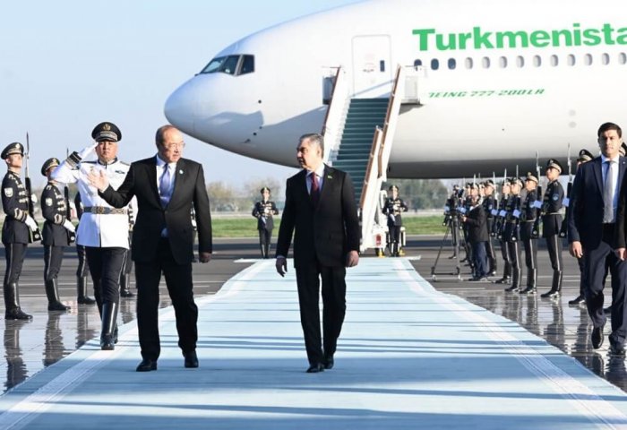 Gurbanguly Berdimuhamedov Arrives in Samarkand For OTS Summit