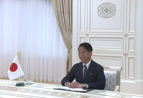 Turkmen President Receives Japanese State Minister