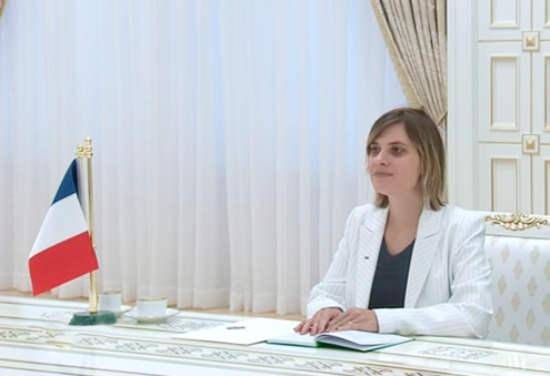 Fransiýanyň Türkmenistandaky täze ilçisi Türkmenistanyň Prezidentine ynanç hatyny gowşurdy