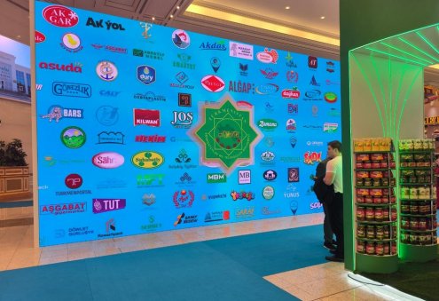 Aşgabatda TSTB-niň 18 ýyllygy mynasybetli sergi öz işine başlady