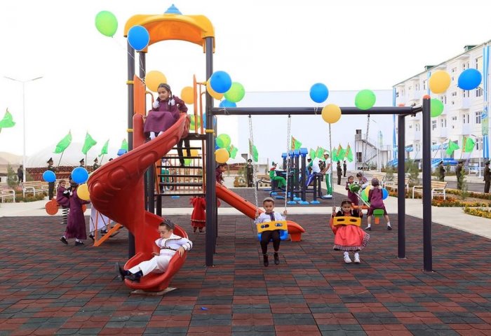Turkmen Company Ak Kent Aims to Start Playground Equipment Production