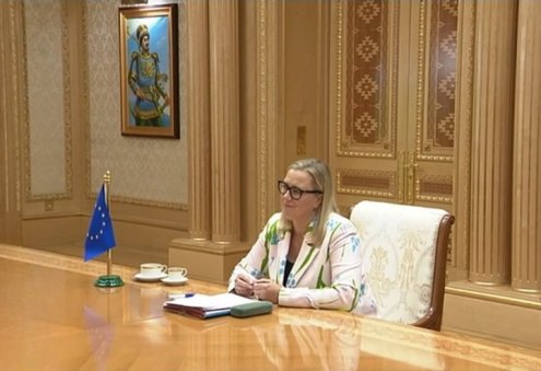 EU Commissioner: Turkmenistan is a Reliable Asia-Europe Transport Link