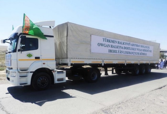 Türkmenistan goňşy Owganystana ynsanperwer kömegini ugradar
