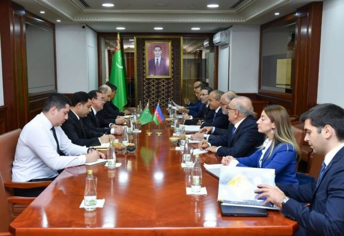 Türkmenistan ile Azerbaycan, enerji işbirliğinin genişletilmesini görüştü