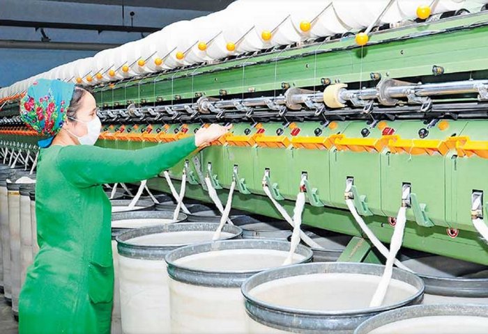 Serdar Cotton-Spinning Mill Produces Nearly 918 Tons of Yarn