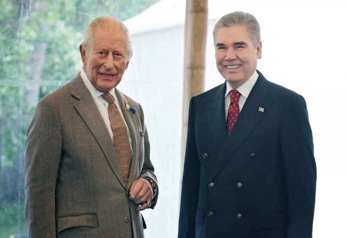 Gurbanguly Berdimuhamedow Beýik Britaniýanyň Patyşa maşgalasynyň agzalaryny Türkmenistana gelmäge çagyrdy Gurbanguly Berdimuhamedow Beýik Britaniýanyň Patyşa maşgalasynyň agzalaryny Türkmenistana gelmäge çagyrdy
