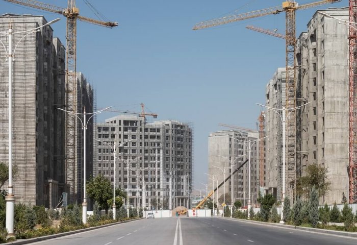 Shared-Equity Construction in Turkmenistan