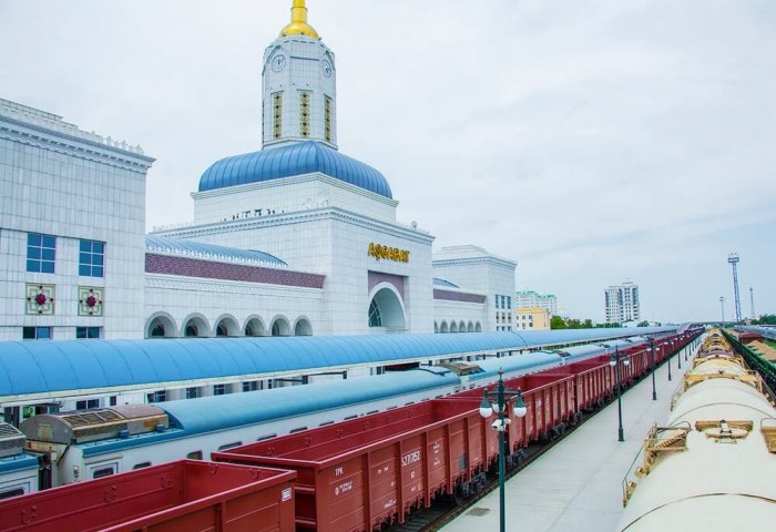 Turkmenistan, Kazakhstan Intensify Transport, Transit Ties