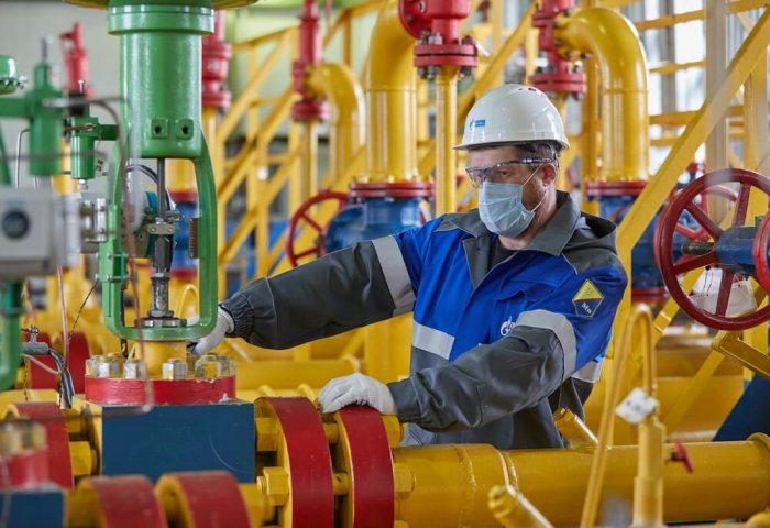 “Gazprom” sowuk gyş sebäpli gaz önümçiligini 11,7% ýokarlandyrmakçy