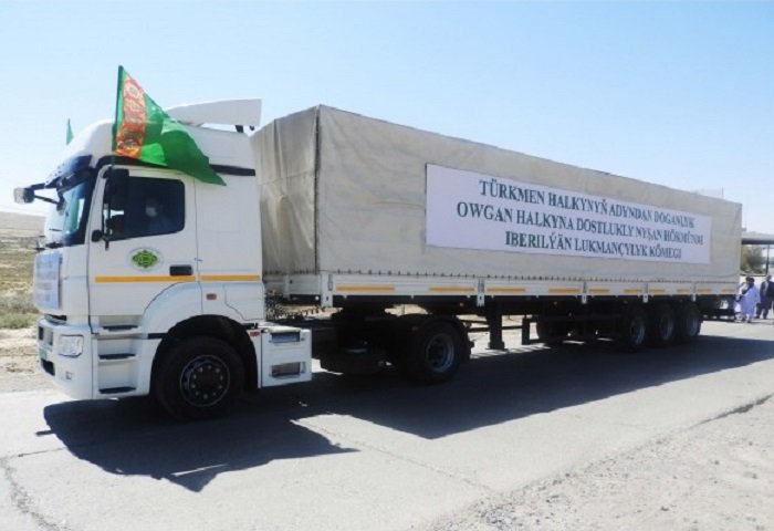 Türkmenistan, Afganistan'a insani yardım yolladı