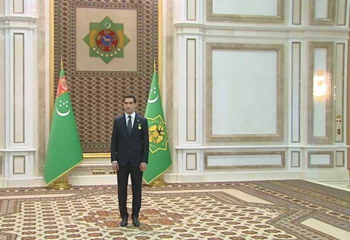Prezident Serdar Berdimuhamedow “Türkmenistanyň ussat diplomaty” nyşany bilen sylaglandy