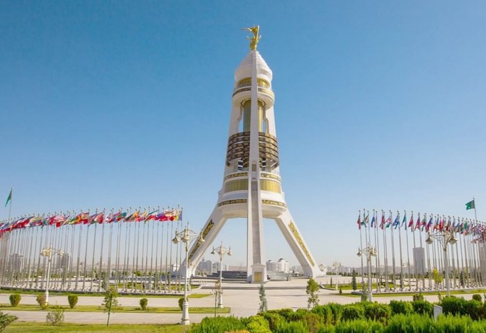Türkmenistan Halkara Bitaraplyk gününi belledi