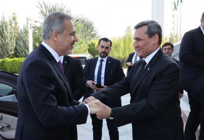 Turkish Foreign Minister Hakan Fidan Visits Turkmenistan