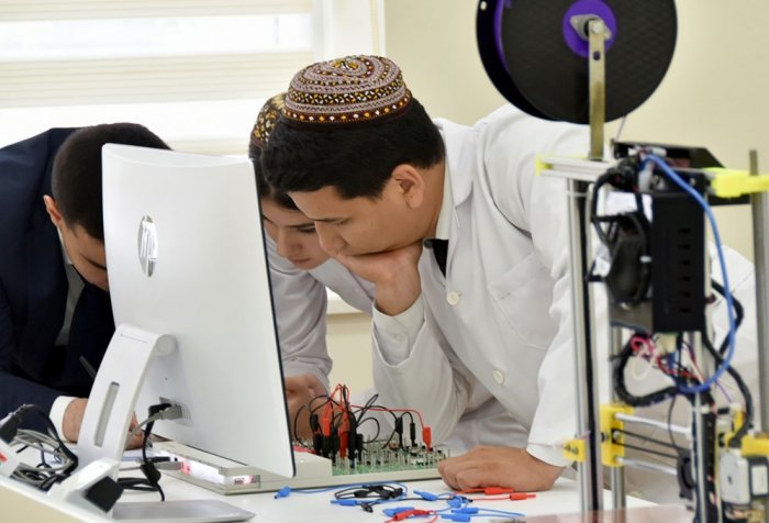 Turkmenistan Boosts Funding for Scientific Researches