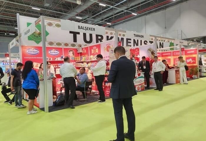 “Türkmenistanda öndürilen” nyşanynyň şeklini saýlap almakda pudagara iş topary dörediler