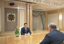 Türkmenistanyň Prezidenti Russiýanyň Astrahan oblastynyň gubernatoryny kabul etdi