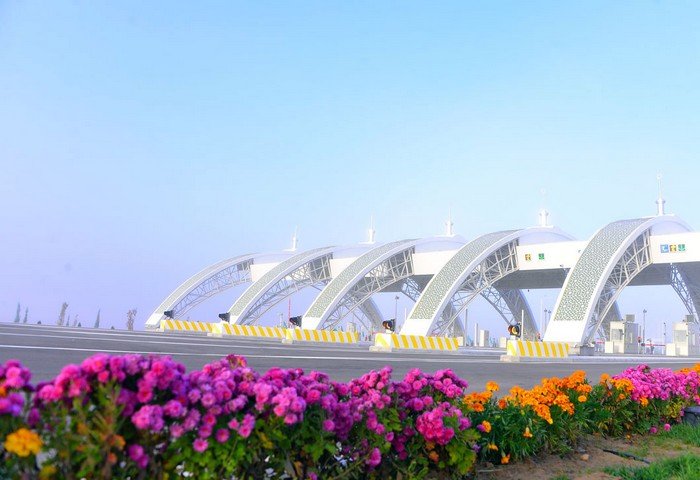 Строительство автобана Мары-Туркменабат вышло на завершающий уровень Строительство автобана Мары-Туркменабат вышло на завершающий уровень