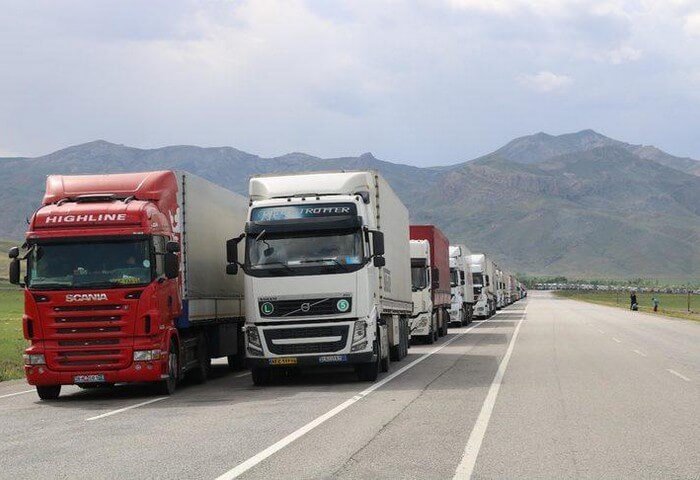 Turkmen, Iranian Customs Officials Discuss Digitalization of Road Transport System