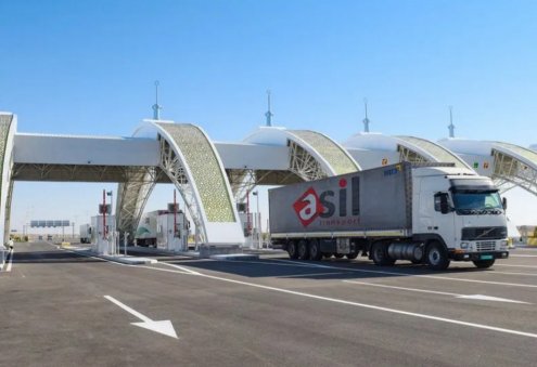 Türkmenawtoulaglary Offers Cargo Transportation Services with Kamaz 5490 and NefAZ-93341