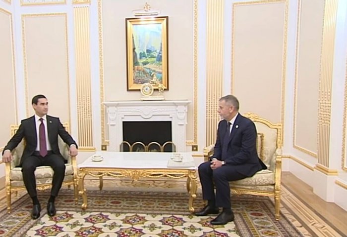 Turkmen President Meets Head of Russian Construction Company Vozrozhdenie