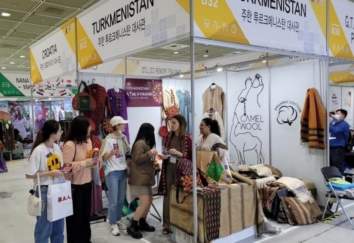 Unique Turkmen Products on Display at "Korean Import Fair"
