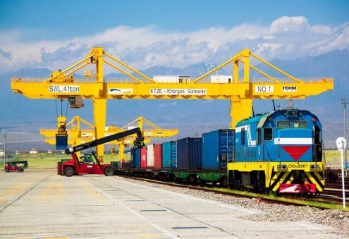 Orta Asya-Çin ticaret hacmi son 30 yılda 100 katına çıktı