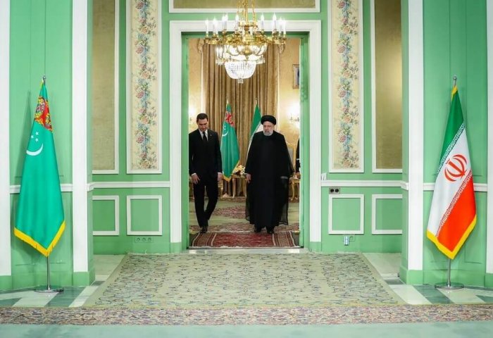 Türkmenistan Devlet Başkanı, İran Cumhurbaşkanı ile telefon görüşmesi gerçekleştirdi