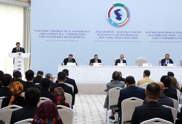 Turkmen President Congratulates Participants of Caspian Sea Conference