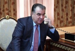 Turkmen, Tajik Presidents Hold Phone Talk