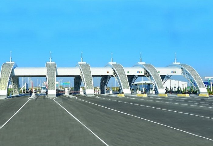 Президент Бердымухамедов открыл участок Мары–Туркменабат автобана Ашхабад–Туркменабат Президент Бердымухамедов открыл участок Мары–Туркменабат автобана Ашхабад–Туркменабат