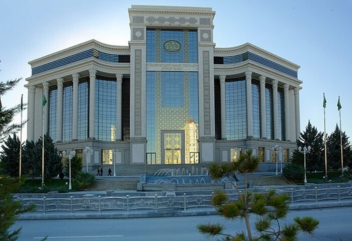 Türkmenistanyň döwlet banky täze maýa goýum kompaniýasynyň paýly esaslandyryjysy bolar