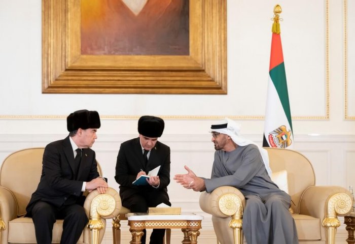 Turkmenistan's Gurbanguly Berdimuhamedov Pays Tribute to Late UAE President