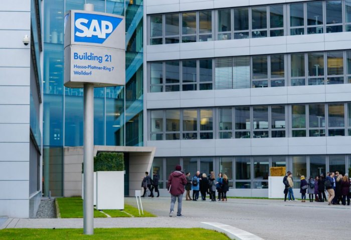 “SAP SE” kärhanalary öz programmalary bilen tanyşdyrar