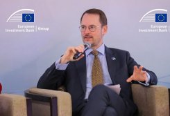 Kueny: Turkmenistan’s Transport, Green Energy Projects Align With EIB Priorities