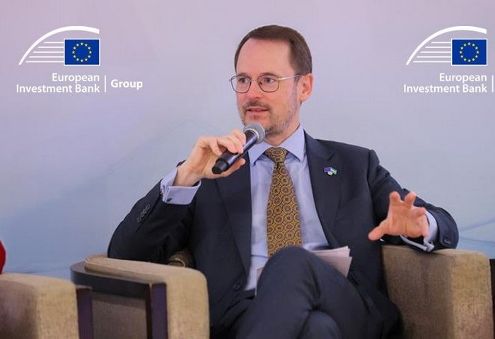 Кюени: Проекты Туркменистана в транспорте, «зеленой» энергетике соответствуют приоритетам ЕИБ