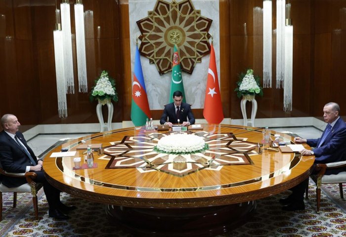 Бердымухамедов обозначил принципы газового сотрудничества между Туркменистаном, Азербайджаном и Турцией
