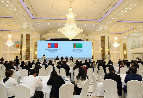 Ashgabat Hosts Turkmen-Mongolian Business Forum