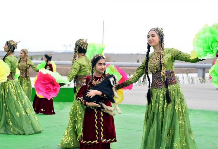 Türkmenistanda Nowruz baýramy bellenilýär 