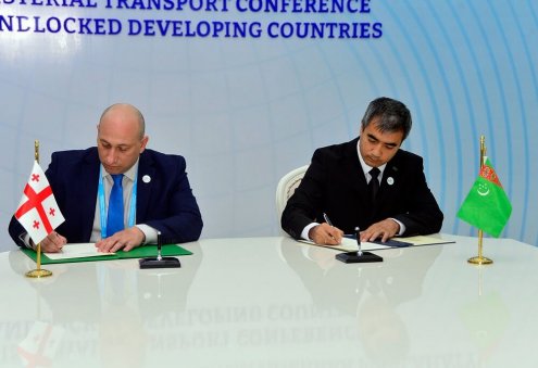 Turkmenistan Signs Documents With Foreign Governments in Transport Field