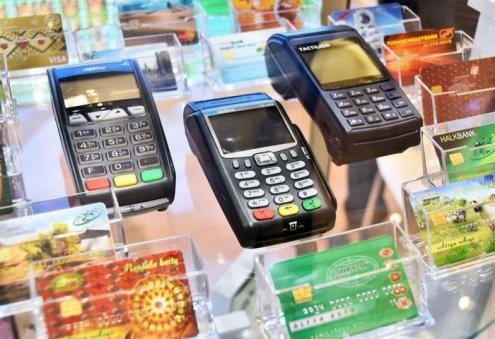 Ýanwar-iýul: Türkmenistanda nagt däl pul dolanyşygy 11,3 milliard manatdan geçdi