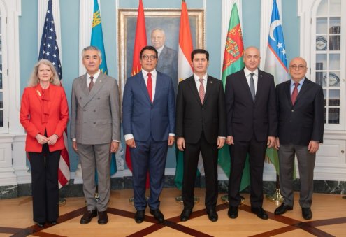 Turkmen Ambassador Attends Meeting With U.S. Under Secretary of State