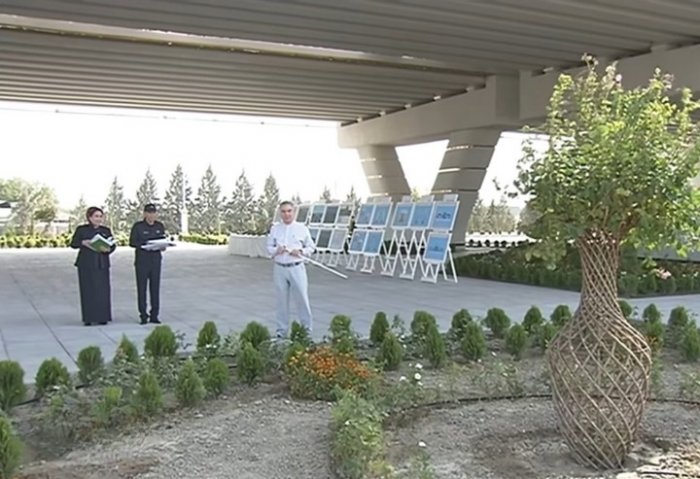 Гурбангулы Бердымухамедов ознакомился с ходом строительства и развитием инфраструктуры Аркадага Гурбангулы Бердымухамедов ознакомился с ходом строительства и развитием инфраструктуры Аркадага