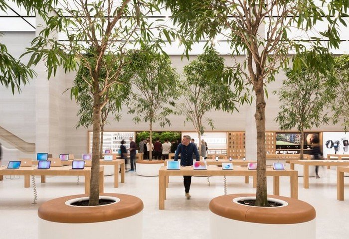 Apple Unveils MacBook Pro M5 and iPad Pro