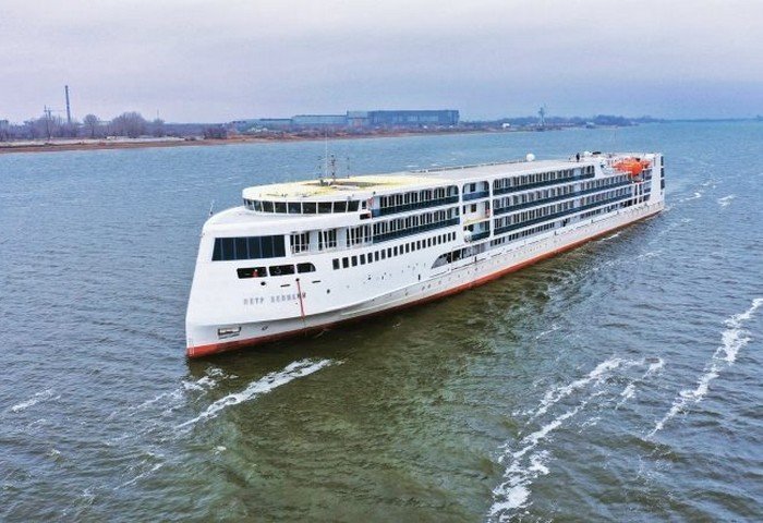 Peter the Great Cruise Ship to Call at Turkmen Port