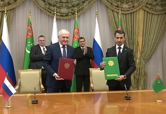 Turkmenistan and Russia Ink Documents Aimed at Further Developing Ties