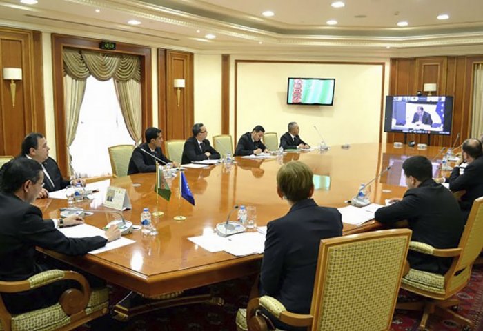 Türkmenistan ile AB, karşılıklı ticaret hacminin arttırılmasını değerlendirdi