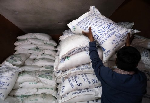 Индия планирует запретить экспорт сахара