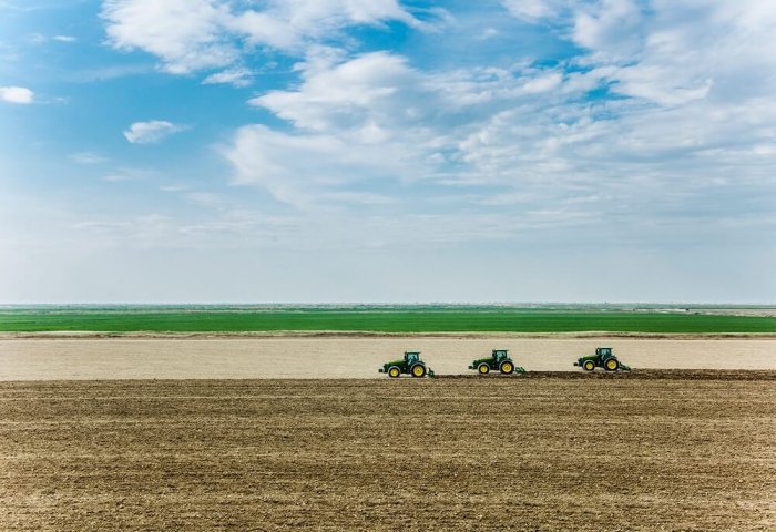 Turkmenistan to Purchase Agricultural Equipment, Chemicals From Uzbekistan