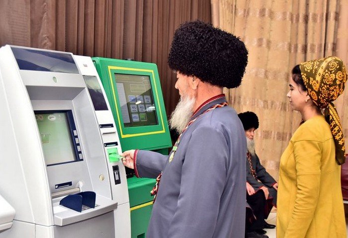 Turkmenistan to Fund Salaries by December 20